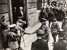 Photo 1932 German War Lord General Von Hindenburg, Schleicher Berlin WWI  picture