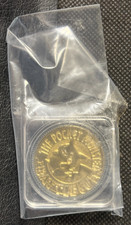Pokemon Pikachu No.025 Gold Battle Coin Medal Metal Bandai 1997 Sealed Japan picture