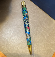 The Met Floral Pattern Metal Ballpoint Pen with Gold Tone Gold Trim no box picture