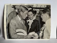 Duke and Duchess of Windsor original press photo. 1942. 8