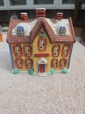 1991 National Rennoc “Mansion House” Lighted Village Building – Santa’s Best picture
