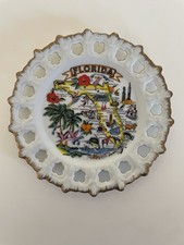 Florida Wall Plate Souvenir/Collectible Scalloped, 7 Inch, Great Color, Vintage  picture