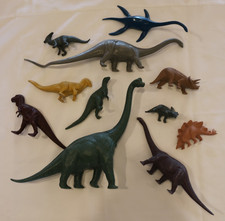 Lot of 11 VINTAGE British Museum Natural History Invicta Plastic Dinosaur Figure picture