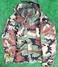 U.S. Army Woodland Camo Hooded Field Jacket/Coat w/ Patches STARR picture