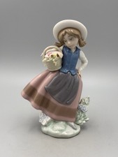Lladro Spain Porcelain Figurine #5221 Sweet Scent Girl w/ Flower Basket Retired picture
