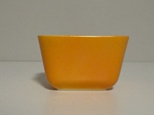 Pyrex 501 B 1 1/2 Cup Orange Square Glass Refrigerator Storage Container No Lid picture
