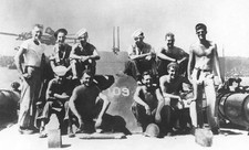 Historic John F Kennedy With WWII Navy Sailors Aboard PT Boat JFK  Photo 8x10 picture