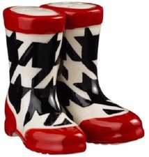 New Grasslands Road Black & White Winter Snow Boots Salt & Pepper Home Decor picture
