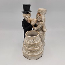 Yankee Candle Boney Bunch Bride And Groom Newly Dead’s Wedding Cake picture