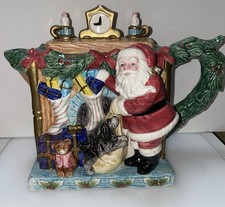 Vintage 1996 Fitz & Floyd Omnibus Toyland Santa Fireplace 32 oz Teapot picture