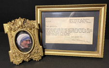 Auth. Signed SAINT MOTHER TERESA Personal Note Acid Free Framed w/Envelope RARE picture