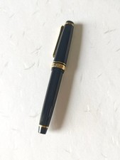Excellent Sailor 1911 14K M Medium Nib Fountain Pen Japan picture