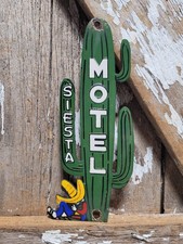 VINTAGE SIESTA MOTEL PORCELAIN SIGN OLD CALIFORNIA MEXICO HOTEL CACTUS SOMBRERO picture