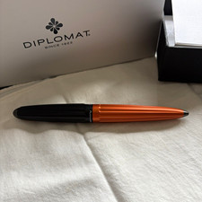 Discontinued Diplomat Aero Black Orange Fountain Pen Medium Nib picture