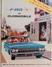 ORIGINAL 1961 OLDSMOBILE F-85 Cutlass SALES BROCHURE,  12 PAGES, 5.25