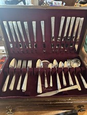 ONEIDA PRESTIGE SILVERPLATE GRENOBLE 62 PC SET ORIG CHEST  DWK picture