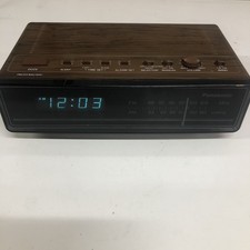 Vintage Panasonic RC65 Alarm Clock Radio AM FM Woodgrain Tested Working Clean picture