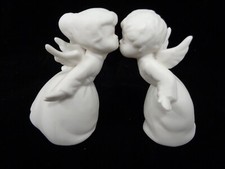 Vtg Porcelain Bisque Kissing Angels Figurines - Boy & Girl - Christmas - 3.5