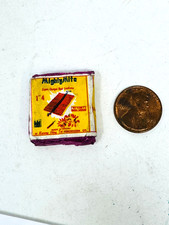 Vintage Firecracker Label MIGHTY MIGHT PENNY PACK Macau picture