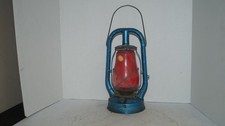 VINTAGE DIETZ MONARCH NY USA LANTERN with Red Dietz Globe picture