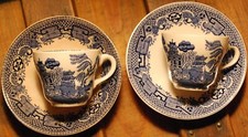 RARE Vtg Set 2 OLD BLUE WILLOW Teacup & Saucers SWINNERTONS England Bone China picture