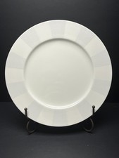 Stunning FALLING SNOW by Noritake Bone China Dinner Plate 11