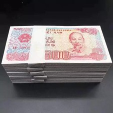 Vietnam, 500 Dong X 100 Pcs bundle, 1988 (1989) World Banknote, P-101, UNC picture