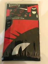 2005 NEW GOTH EMILY THE STRANGE BLACK RED HEART KITTY CAT PILLOWCASE picture
