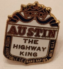 Vintage Austin Automobile CO Grand Rapids Michigan The Highway King Lapel Pin picture