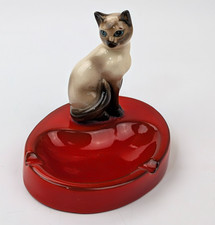 Brad Keeler Ceramic Siamese Cat on Ming Dragonblood Red GLAZED ASHTRAY Figurine picture