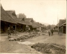 GA308 Approx 1920s Orig E.M. Newman Photo VILLAGE SCENE IN SILK DISTRICT JAPAN picture