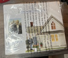Department 56 Art & Architecture American Gothic Lit Building 4056684 New RARE picture