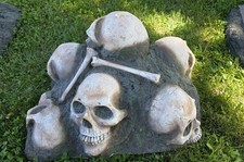 Vintage Gag Studios SKULL PILE Rigid Foam Original Piece Halloween Prop picture