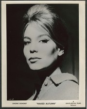 Simone Signoret Naked Autumn 8x10 photograph 1961 picture