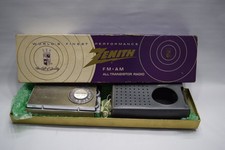 Vintage Beige  Zenith All Transistor Royal 810 Radio “WORKS” picture