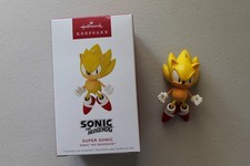 2025 NIB Hallmark Keepsake Ornament Sonic the Hedgehog Super Sonic picture