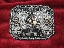 Megabull Rodeo Champion☆2002☆BULL RIDING TROPHY BUCKLE☆Grants Pass OR☆RARE☆222 picture