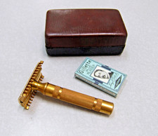 Gillette 1934 Red Black Thick Bar Handle Long comb DE Safety Razor Set in Case picture