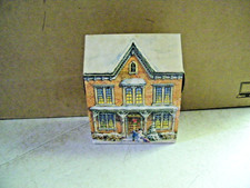 Hallmark Match Box Vintage 1982 Victorian House Winter Scene Card picture