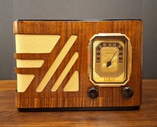 Old Antique Wood Philco Vintage Tube Radio Converted to Retro Bluetooth Speaker picture
