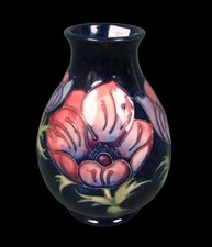 Moorcroft Anemone Vase picture