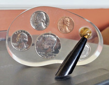 Vintage 1976 US Coinage in Lucite Desk pen Holder / paperweight picture