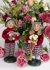 2023 Byers Choice SET of TWO Valentine's Day Boy & Girl Sweetheart Flowers Love picture