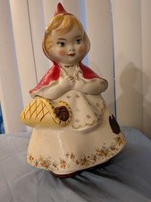 Vintage Hull Pottery Little Red Riding Hood Cookie Jar Lid #967 22 kt gold label picture
