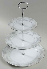 Noritake Sweet Leilani 13 7/8