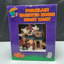 Vtg Planet Halloween Porcelain Haunted Hotel Night Light Lighted Village In Box picture