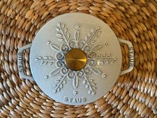 Staub White Truffle Gray Cast Iron Snowflake Cocotte 16cm 1qt - NIB RARE Asia picture