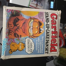 Vintage Wilton GARFIELD 3D Stand Up Cake Pan Set- Complete W/ Instructions & Box picture
