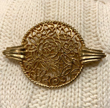 Vintage Floral Outline Goldtone Metal Brooch Pin 2.5” W picture