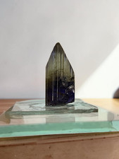 Fine Pleochoric Natural Tanzanite Crystal Rough Gemstone 5 Carats Bi Color picture